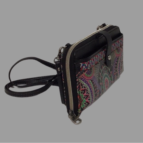 sakroots Onyx Wanderlust Smartphone Crossbody Wallet, Multi-Color - Picture 6 of 13